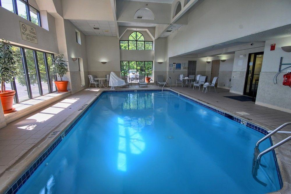 דירבורן Comfort Inn Near Greenfield Village מראה חיצוני תמונה