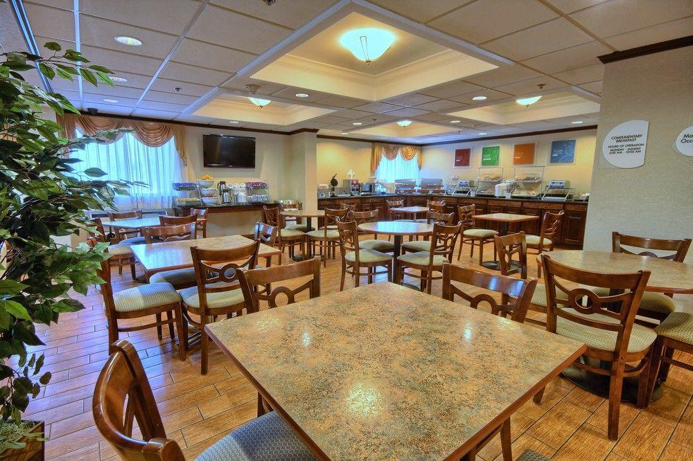 דירבורן Comfort Inn Near Greenfield Village מראה חיצוני תמונה