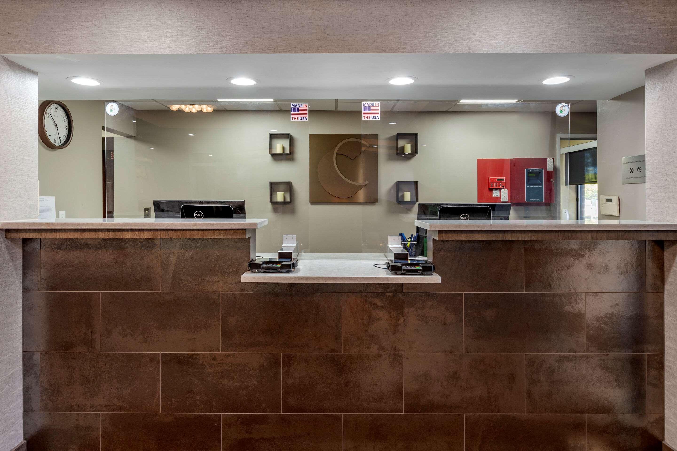 דירבורן Comfort Inn Near Greenfield Village מראה חיצוני תמונה