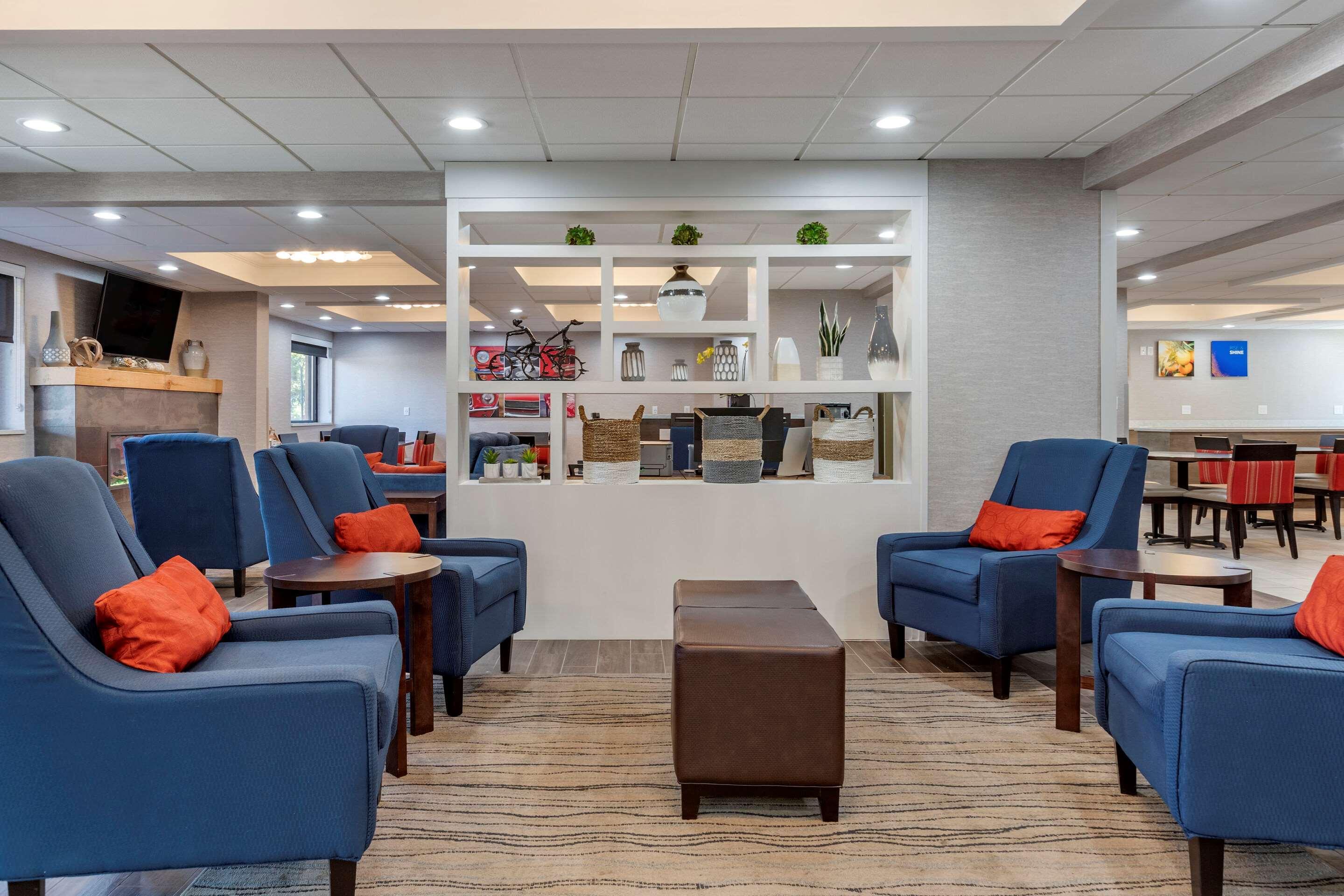 דירבורן Comfort Inn Near Greenfield Village מראה חיצוני תמונה