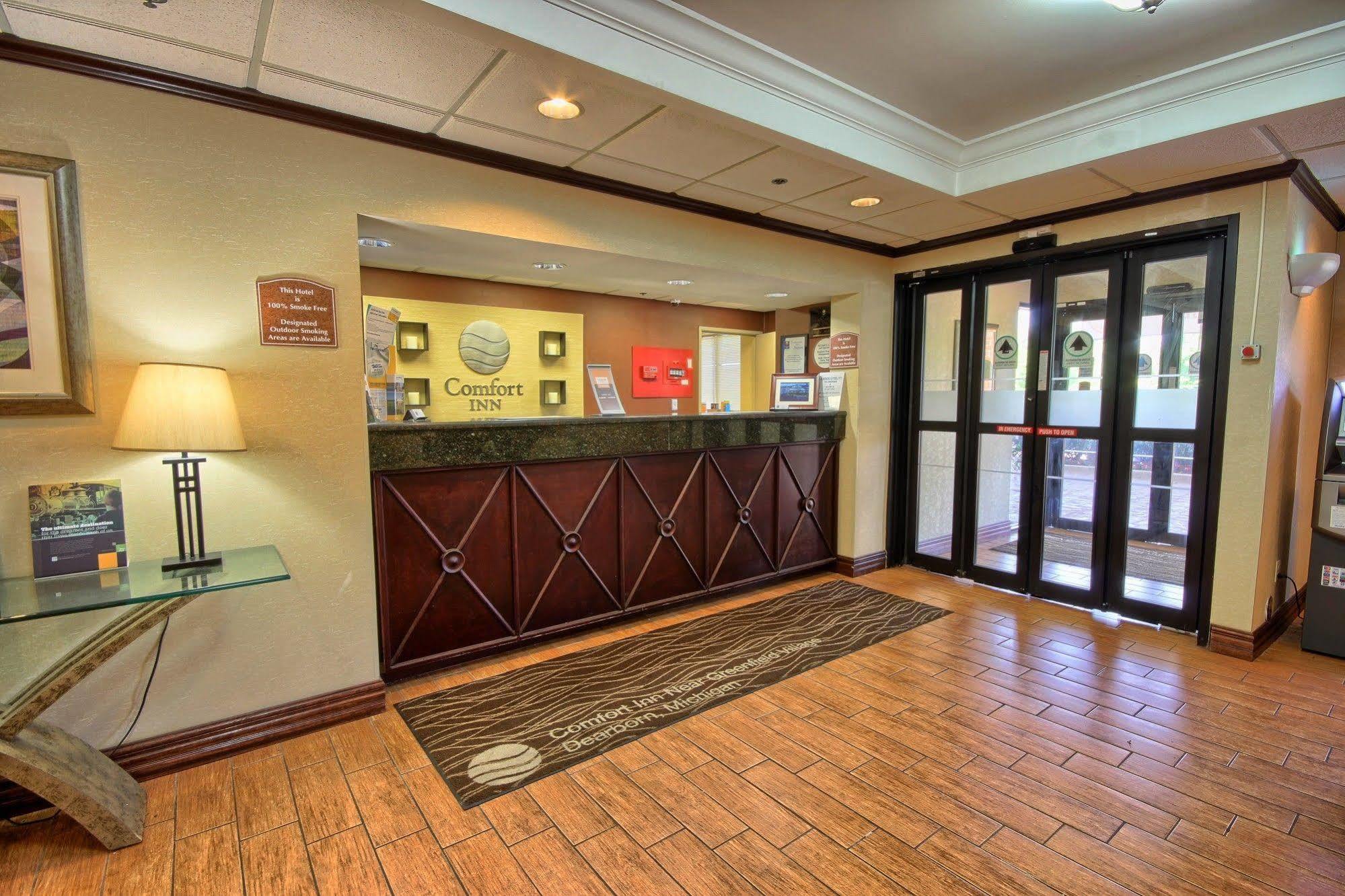 דירבורן Comfort Inn Near Greenfield Village מראה חיצוני תמונה
