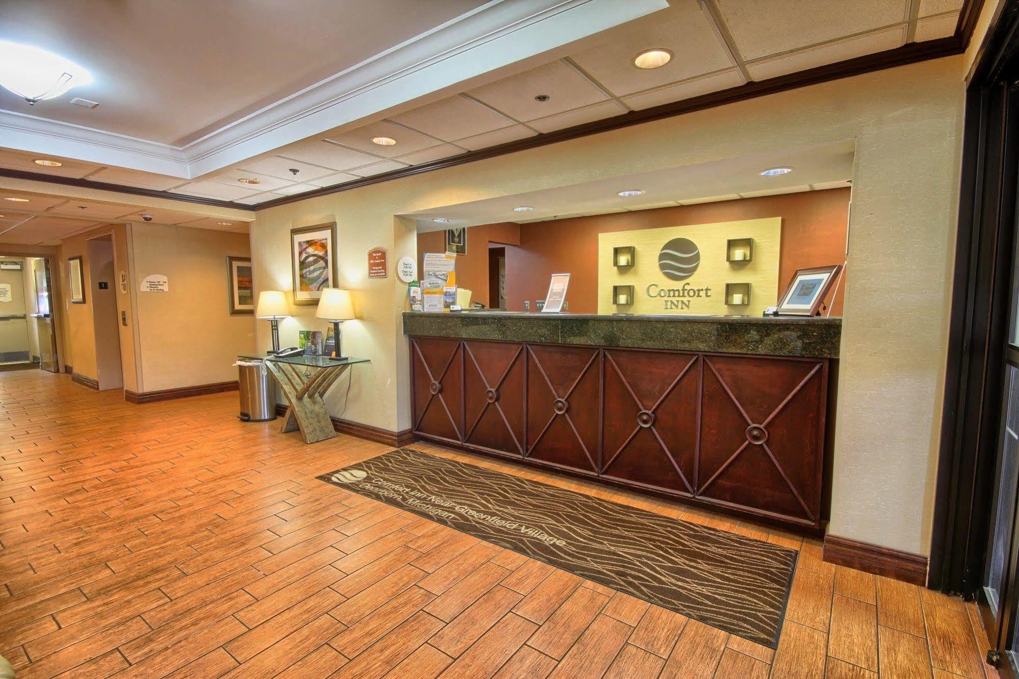 דירבורן Comfort Inn Near Greenfield Village מראה חיצוני תמונה